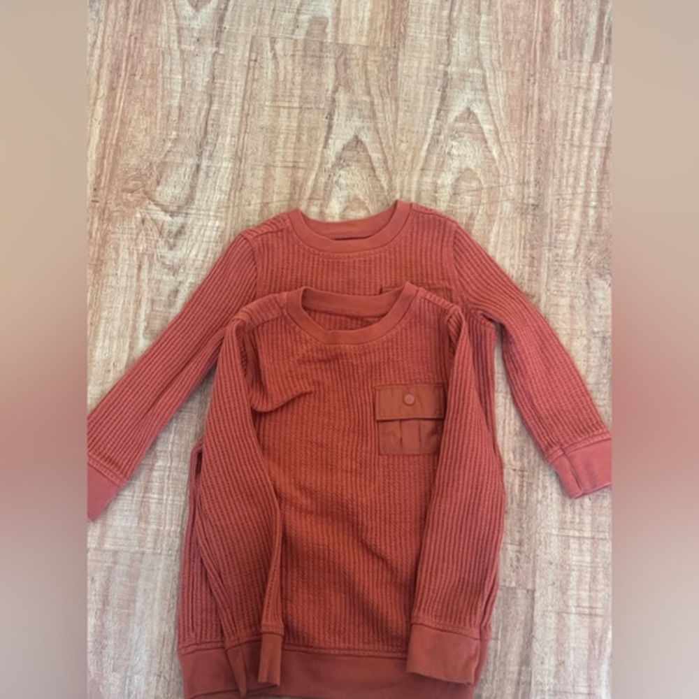 Top size 3t and 5t